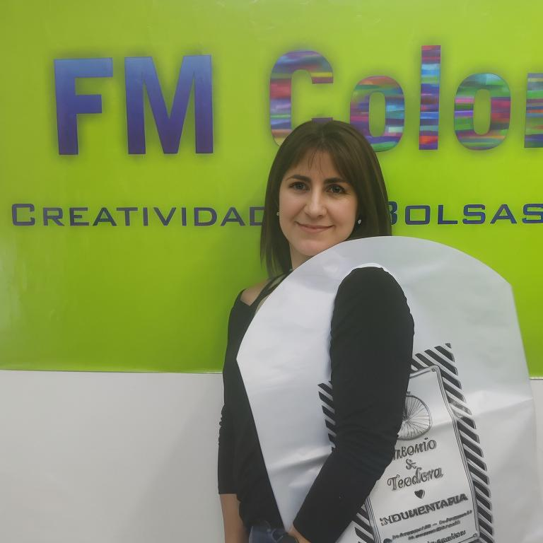 Gabriela, asesora de ventas.